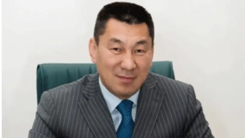 Председатель КТК МФ РК Г. Амрин встретился с Послом Республики Корея в РК Пэк Чухёном, фото - Новости Zakon.kz от 18.10.2013 01:13