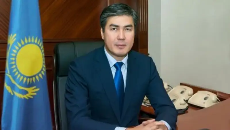 Исекешев поздравил жителей и гостей столицы с Днем Первого Президента РК