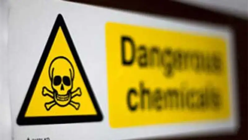 В Казахстан хотели ввезти 20 тонн ядовитых веществ, фото - Новости Zakon.kz от 06.11.2013 18:37