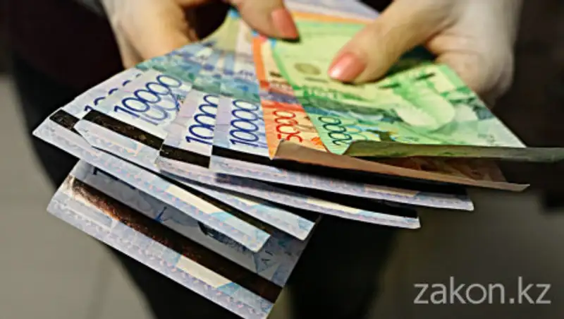 Почему в мае и июне казахстанцы получили разные размеры пенсий