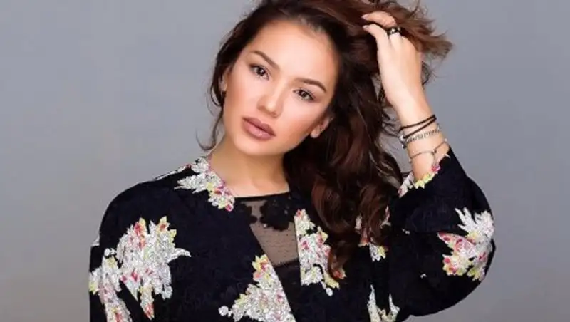 Макпал Исабекова продала свой аккаунт в Instagram ради благотворительности