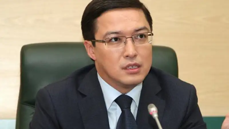 Нацбанк и правительство согласовали уточненные прогнозы развития экономики страны