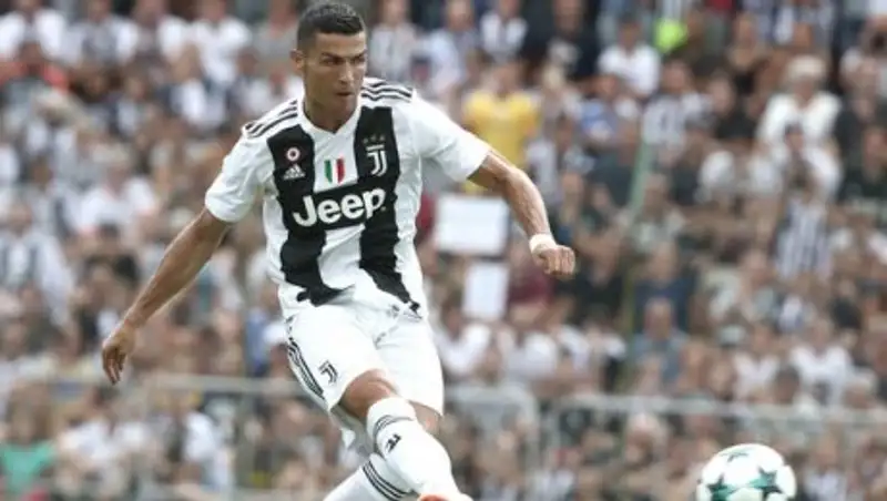 Стало известно, сколько итальянские клубы потратили на новых футболистов