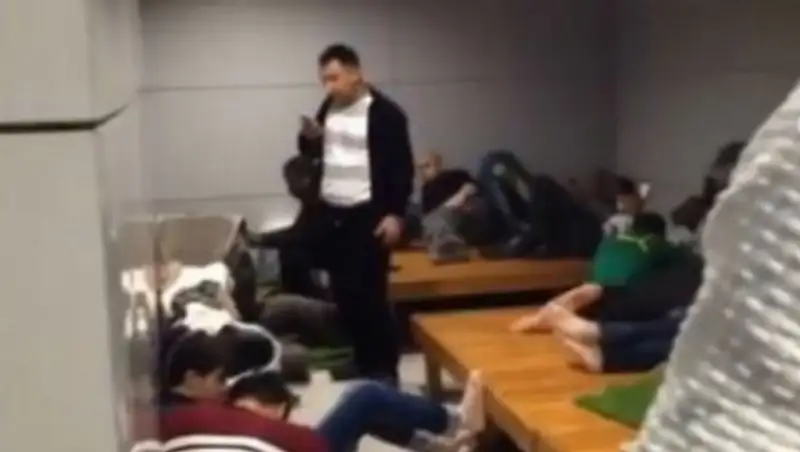 Казахстанцы рассказали подробности заточения в подвале в Корее 