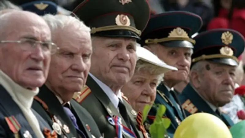 Ветераны Атырауской области со следующего года на День Победы будут получать по $ 1 тыс., фото - Новости Zakon.kz от 20.11.2013 21:40