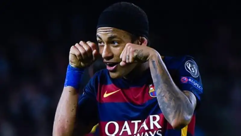 Самые громкие трансферы футбольного лета