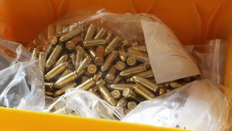 У россиянки в аэропорту Астаны изъяли 50 патронов