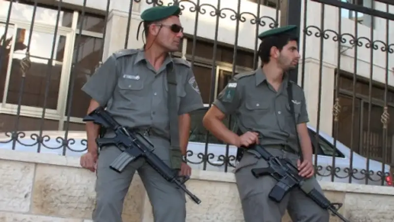 Беженец из Судана напал с ножом на израильского солдата