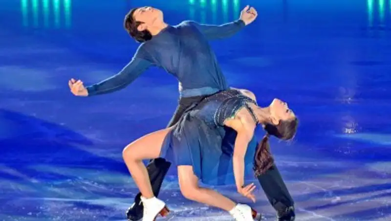 Денис Тен проведет в Казахстан ледовое шоу