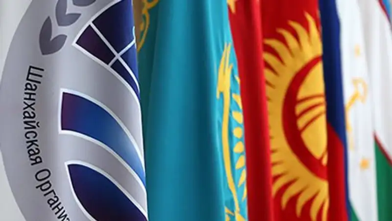 В Циндао стартовал саммит лидеров стран ШОС