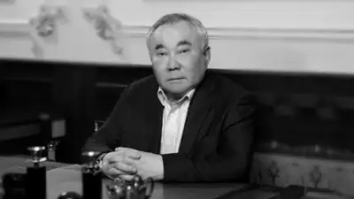 Болата Назарбаева похоронили в родном поселке Шамалган 