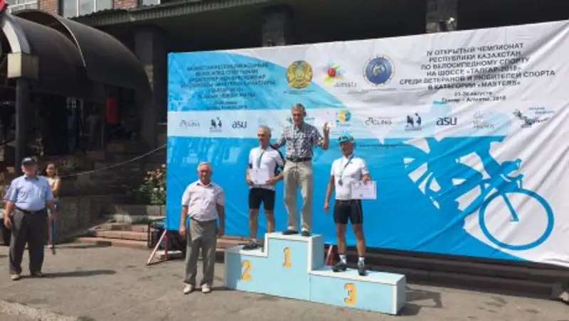 67-летний акмолинец стал двукратным чемпионом Казахстана по велосипедному спорту