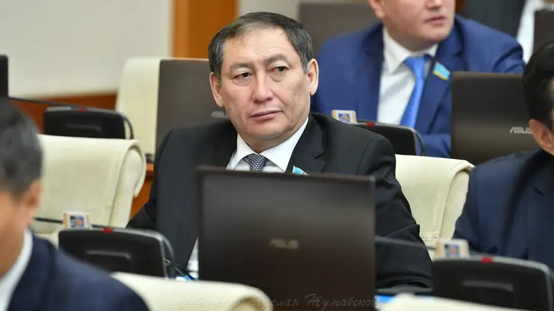Казахстан Мажилис депутат Нуржан Ашимбетов пастбища фермеры решение законопроект