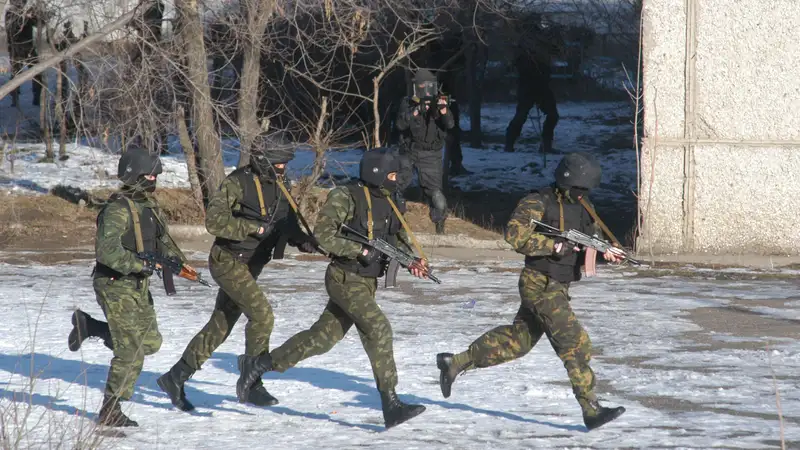 Кто в ответе за гибель казахстанских военнослужащих в мирное время, фото - Новости Zakon.kz от 26.12.2023 16:08