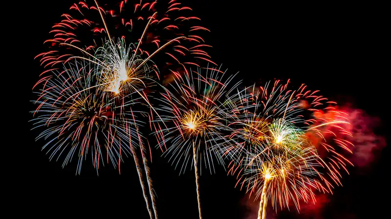 Как правильно использовать пиротехнику