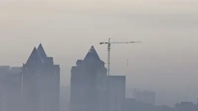 Повышенное загрязнение воздуха ожидается в двух мегаполисах страны