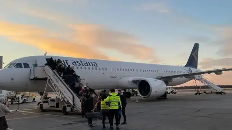 Самолет из Уральска в Астану не смог взлететь из-за технической неисправности борта
