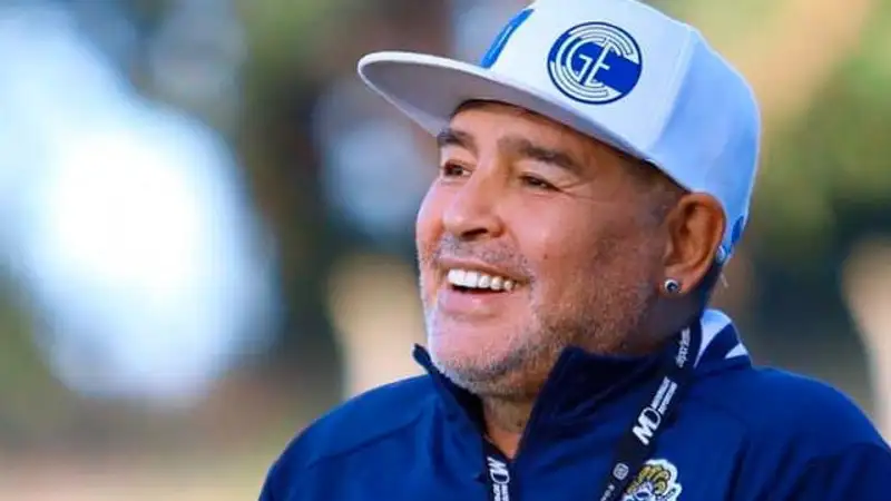 Суд Италии посмертно оправдал Марадону по делу о неуплате налогов