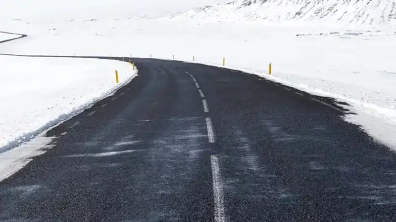 Еще в двух областях Казахстана закрыли трассы из-за непогоды