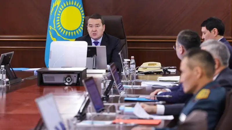 Казахстан правительство корь