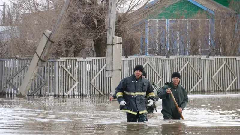 Казахстан правительство МЧС Сырым Шарипханов паводок
