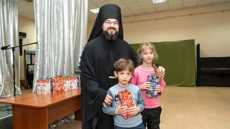 Рождественские подарки от Magnum получили воспитанники и прихожане алматинских православных храмов