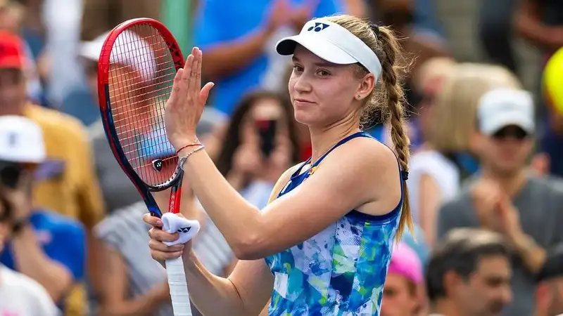 Елена Рыбакина с победы стартовала на турнире WTA-500 в Аделаиде 