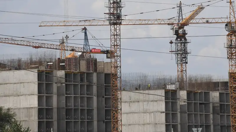 В предгорье Алматы выявили 54 незаконных постройки