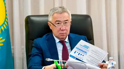 Казахстан должен продавать не сырье и зерно, а уже готовую продукцию, заявил вице-премьер Жумангарин, фото - Новости Zakon.kz от 18.01.2024 21:25
