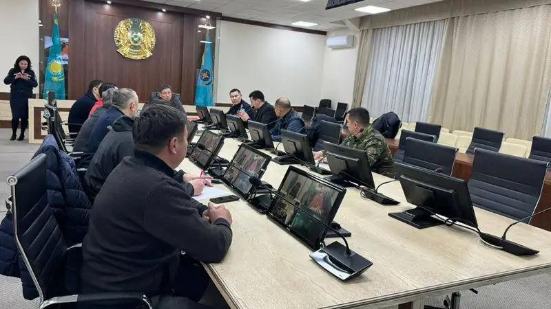 Досаев проводит экстренное совещание оперативного штаба из-за землетрясения в Алматы