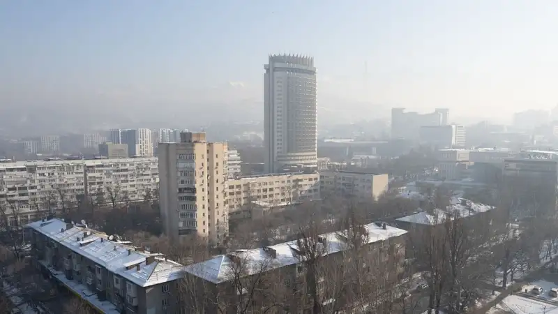 В Астане – метель, в Алматы – снег: какая погода ждет жителей мегаполисов Казахстана