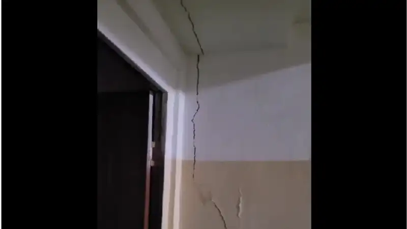 Куда обращаться в Алматы, если появились трещины в доме после землетрясения