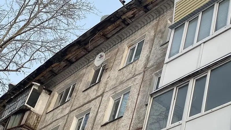 поврежденная крыша, фото - Новости Zakon.kz от 28.01.2024 16:31