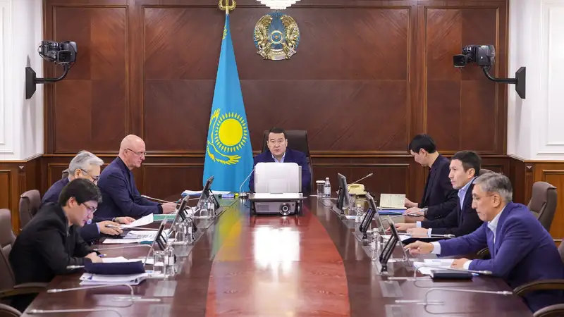 Определение ценового диапазона за одну простую акцию Air Astana обсудили в правительстве