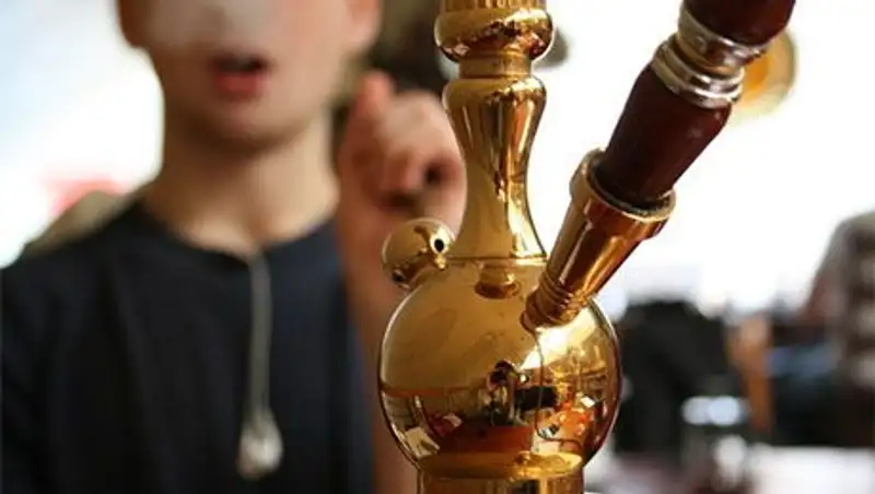 В Казахстане назревает новый вид эпидемии – курение кальяна