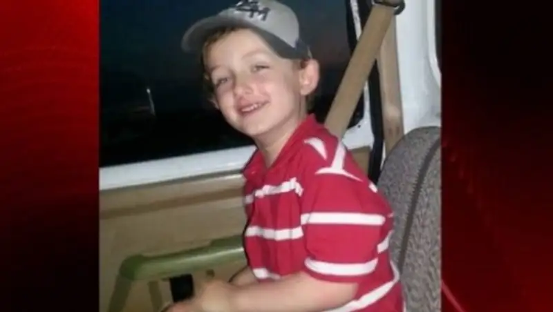 В США арестованы полицейские которые смертельно ранили ребенка