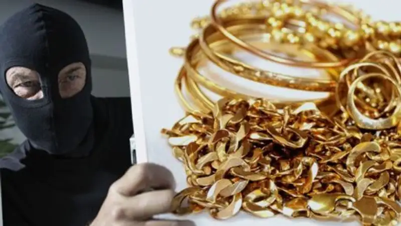 Охранника торгового дома в Караганде обвиняют в краже 6 кг золота