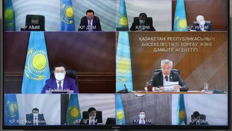 Исключить необоснованный рост цен на стройматериалы поручил Аскар Мамин