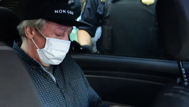 Ефремов перевел потерпевшим три рубля