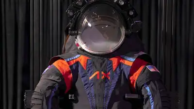 Скафандр для высадки на Луну представили в NASA, фото - Новости Zakon.kz от 16.03.2023 05:45