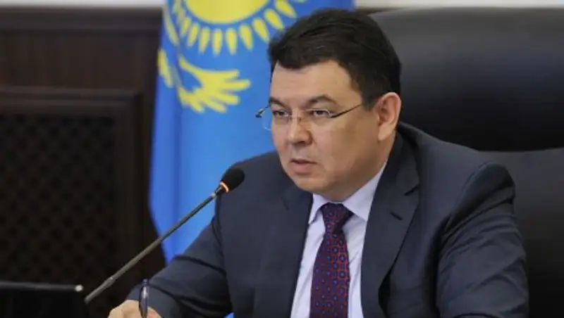 В стране нет проблем с дизтопливом - Бозумбаев