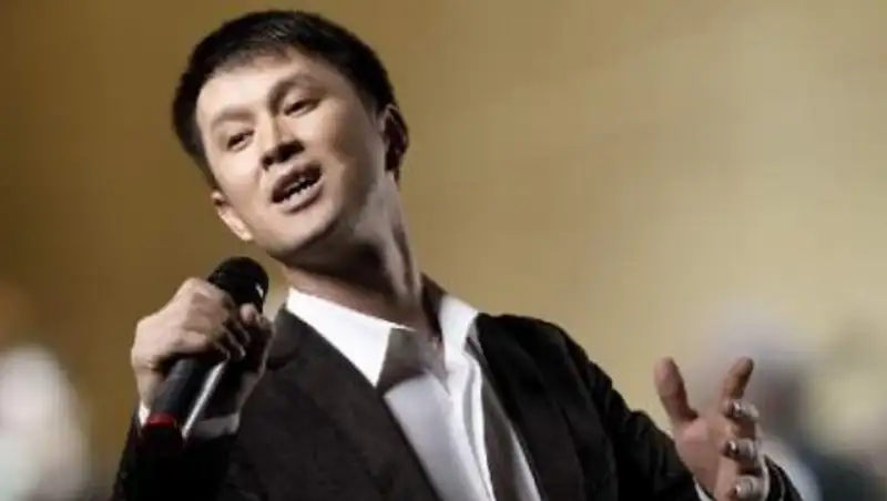 Известного певца Медеу Арынбаева вызывали на допрос по делу Тулешова