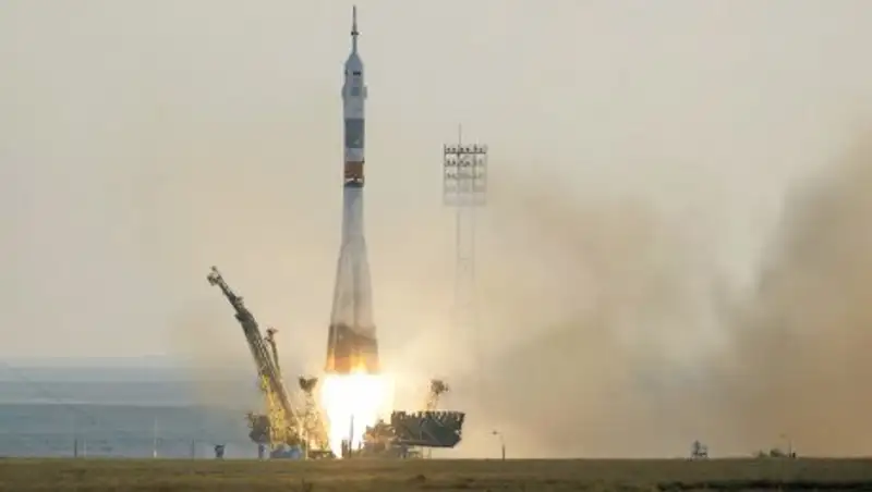 На Байконуре к запуску готовят грузовой корабль «Прогресс МС-06»