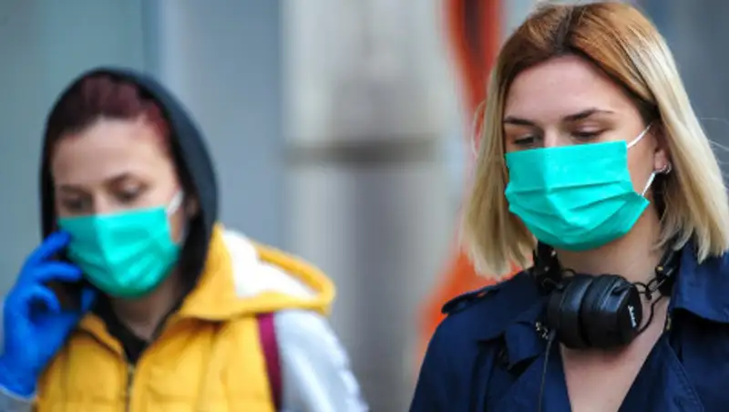 Бессимптомным носителям COVID-19, не соблюдающим самоизоляцию, пригрозили тюрьмой