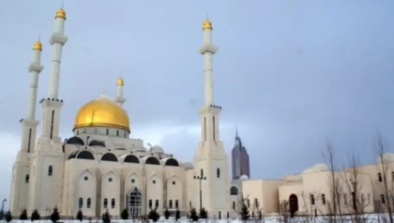 Детям до 16 лет не позволят ходить в мечеть в одиночку
