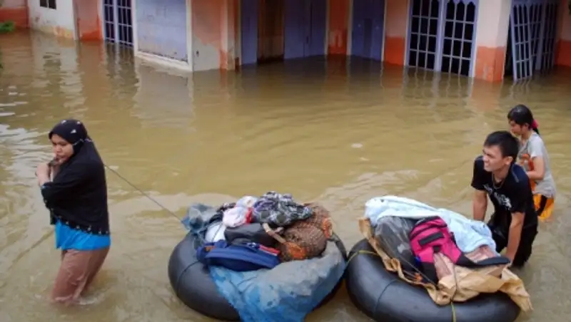 Индонезияны&#1187; бір&#1179;атар провинцияларын су басуына байланысты т&#1257;тенше жа&#1171;дай жарияланды