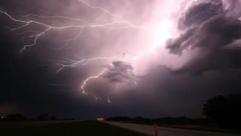 Дожди с грозами и шквалистым ветром пройдут в РК 10 августа