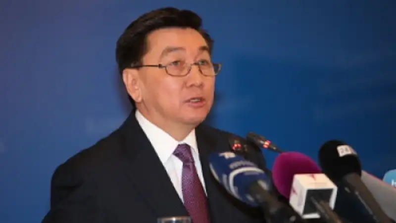 А.Айдарбаев: Объем промышленной продукции Мангыстау в 2015 году составил 1,6 трлн. тг