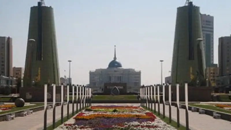 Послы ряда стран вручили верительные грамоты президенту Казахстана