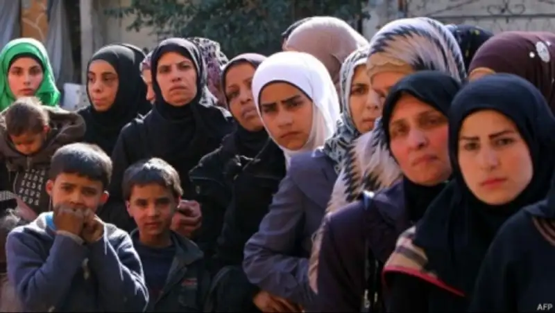 Боевики ИГ захватили лагерь беженцев в Дамаске